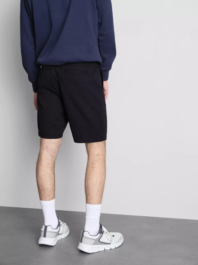 Chino-Shorts mit hohem Baumwollanteil