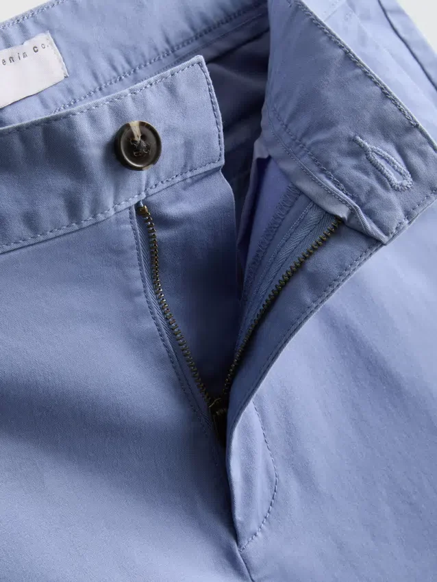 Chino-Shorts mit hohem Baumwollanteil