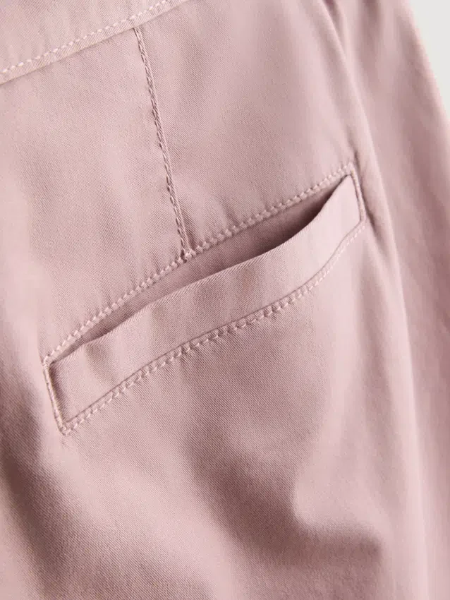 Chino-Shorts mit hohem Baumwollanteil