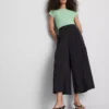 Culotte-Hose mit mittlerer Leibhöhe und weitem Bein