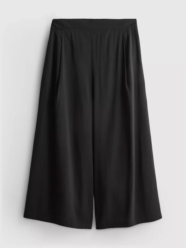 Culotte-Hose mit mittlerer Leibhöhe und weitem Bein