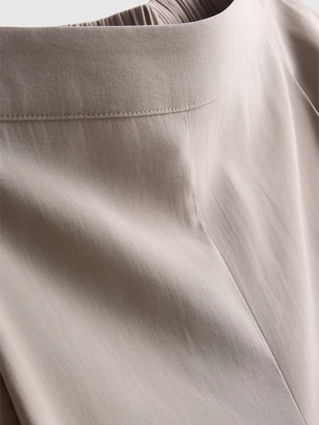 Culotte-Hose mit mittlerer Leibhöhe und weitem Bein