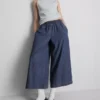 Culotte-Jeans mit weitem Bein