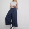 Culotte-Jeans mit weitem Bein