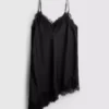 Das asymmetrische Slip-Kleid aus Satin-Spitze von The Edit