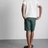 Das gerippte Polohemd von The Edit