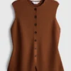 Das gestrickte Tanktop mit Knopfleiste von The Edit