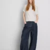 Das T-Shirt «The Edit» mit Nahtdetails