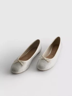 Diamanta flache Schuhe