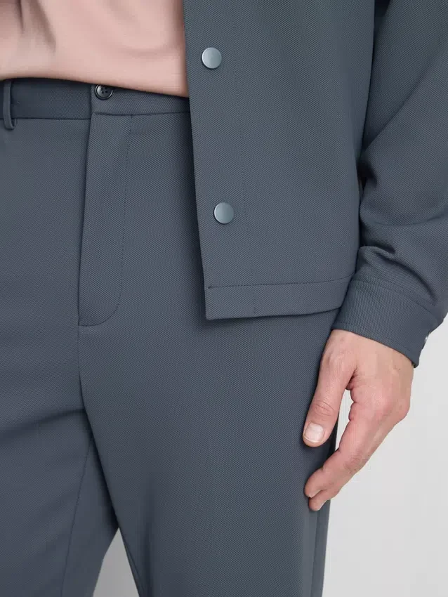 Die «Edit»-Hose in Regular-Fit