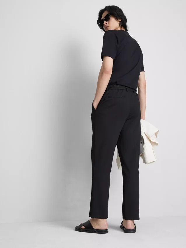 Die «Edit»-Hose in Regular-Fit