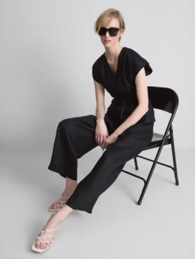 Die «Edit»-Leinenhose mit weitem Bein