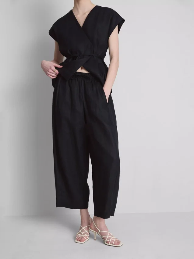 Die «Edit»-Leinenhose mit weitem Bein