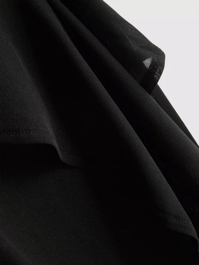Die Primark-Szene | Mesh-Röck über einer Hose