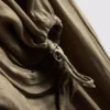 Die Satin-Hose mit Umschlag von The Edit