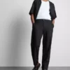 Die «The Edit»-Hose aus Leinenmischung im Relax-Stil