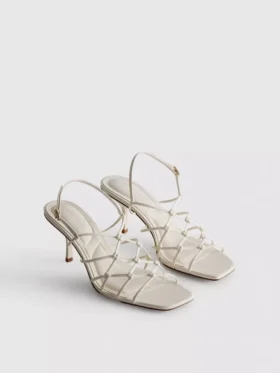 Die «The Edit»-Sandalen mit geflochtenem Stilettoabsatz