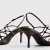 Die «The Edit»-Sandalen mit geflochtenem Stilettoabsatz