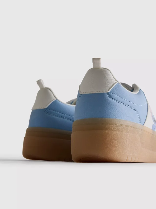 Disney-Stitch-Sneaker mit dicker Gummisohle