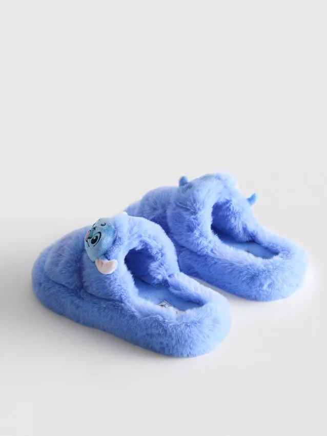 Disneys flauschige Hausschuhe mit zwei Riemen und Stitch-Motiv