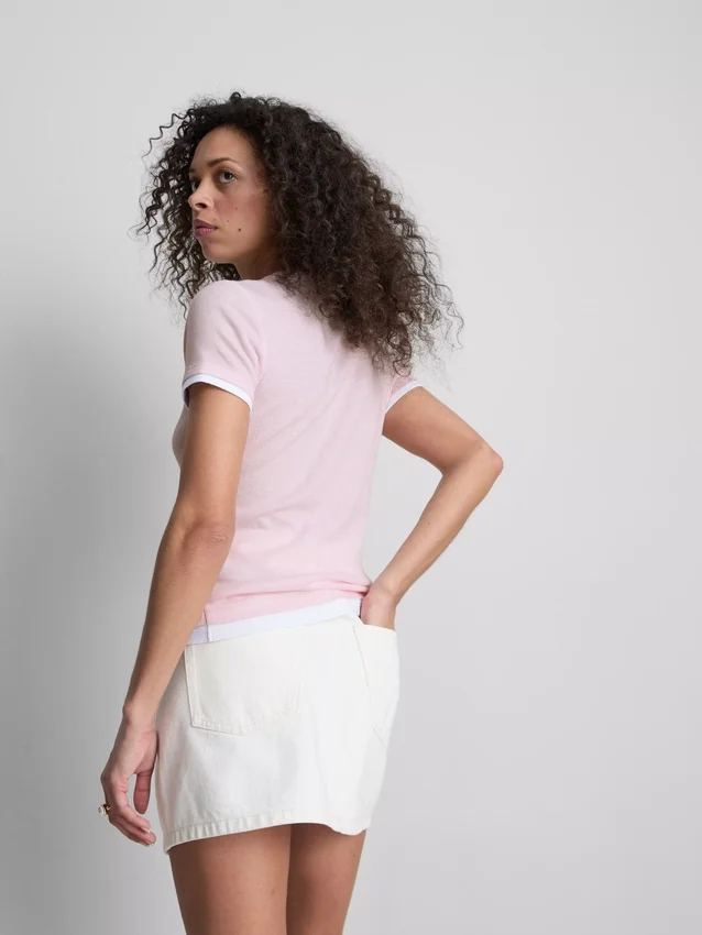 Doppellagiges T-Shirt mit Rundhalsausschnitt