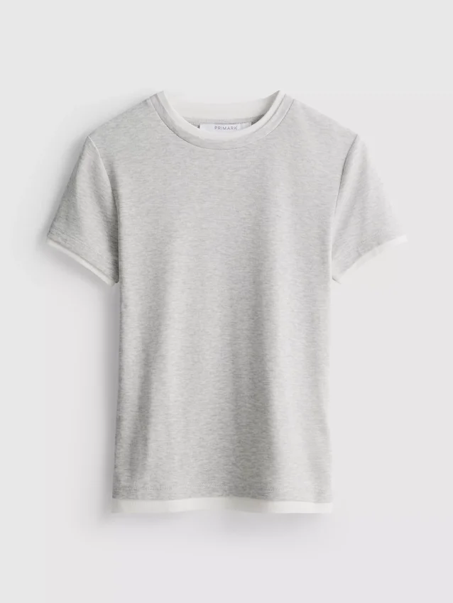 Doppellagiges T-Shirt mit Rundhalsausschnitt