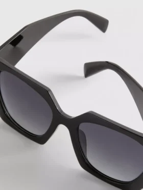 Eckige Sonnenbrille