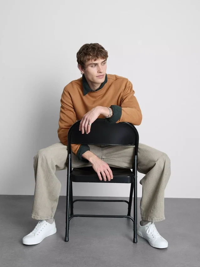 Essential Crew-Sweatshirt