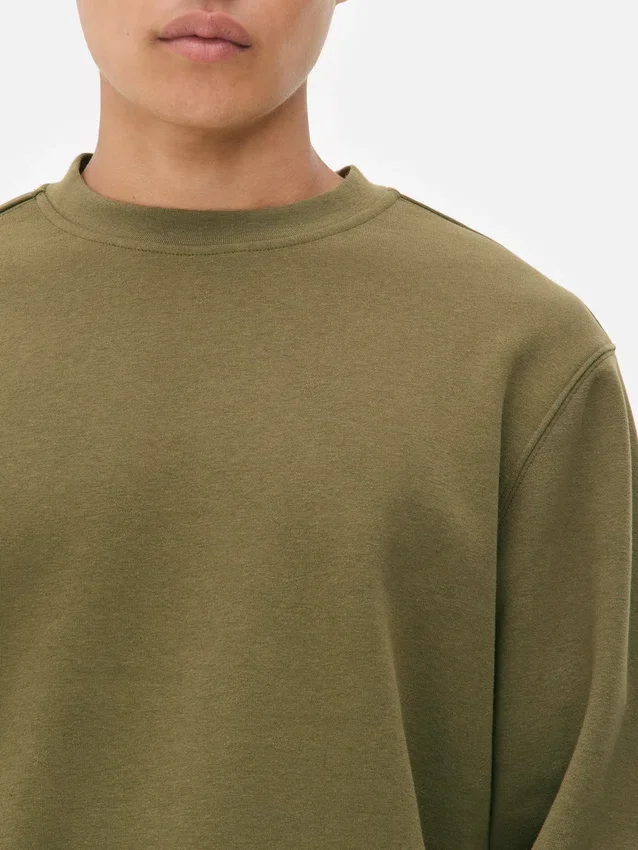 Essential Crew-Sweatshirt