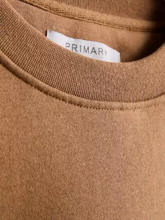 Essential Crew-Sweatshirt
