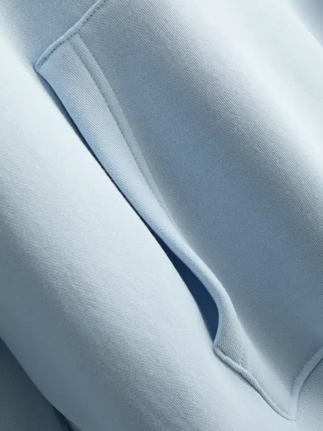 Essential Kapu-Hoodie mit Kordelzug