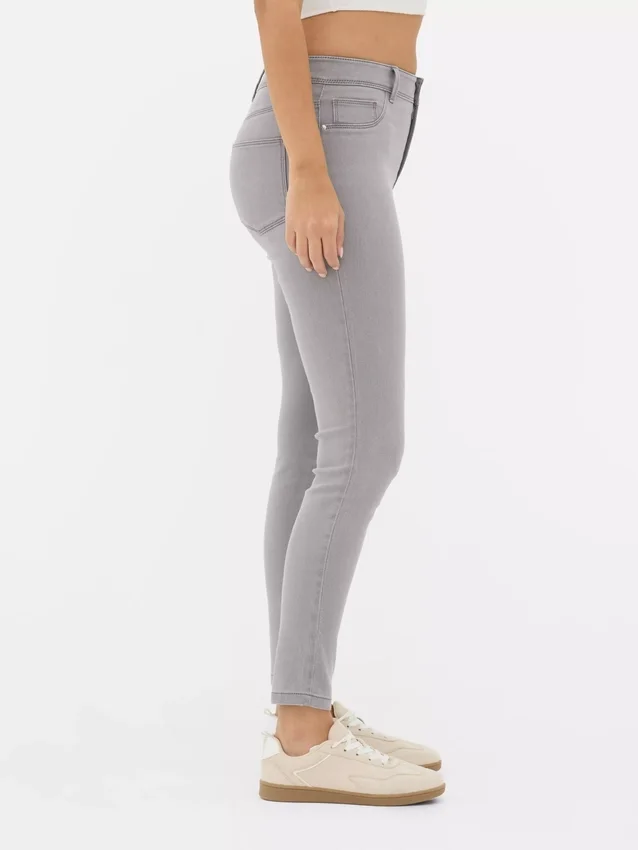 Essential Skinny-Jeans mit mittlerer Leibhöhe | Regular