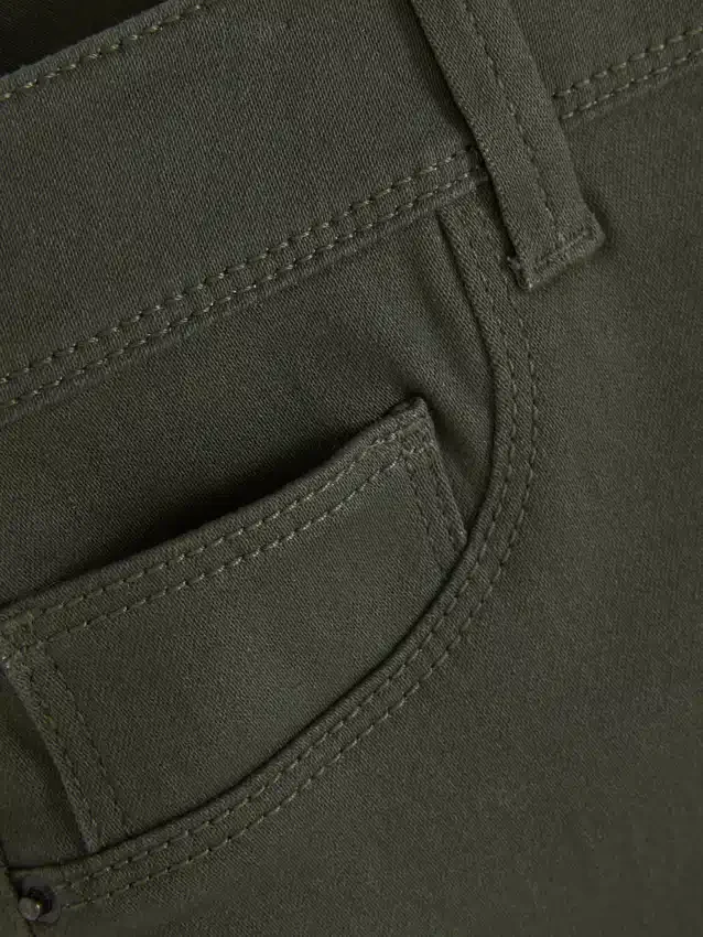 Essential Skinny-Jeans mit mittlerer Leibhöhe | Regular