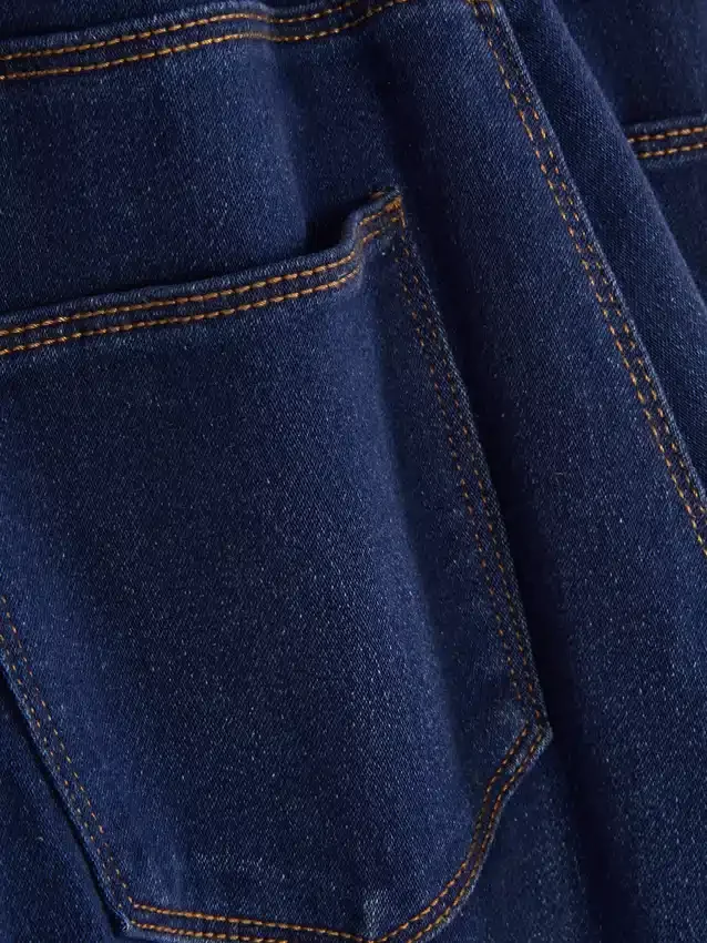 Essential Skinny-Jeans mit mittlerer Leibhöhe | Regular