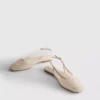 Flache Schuhe mit Strass und Fersenriemen