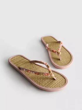 Flip-Flops im Seegras-Look