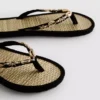 Flip-Flops im Seegras-Look