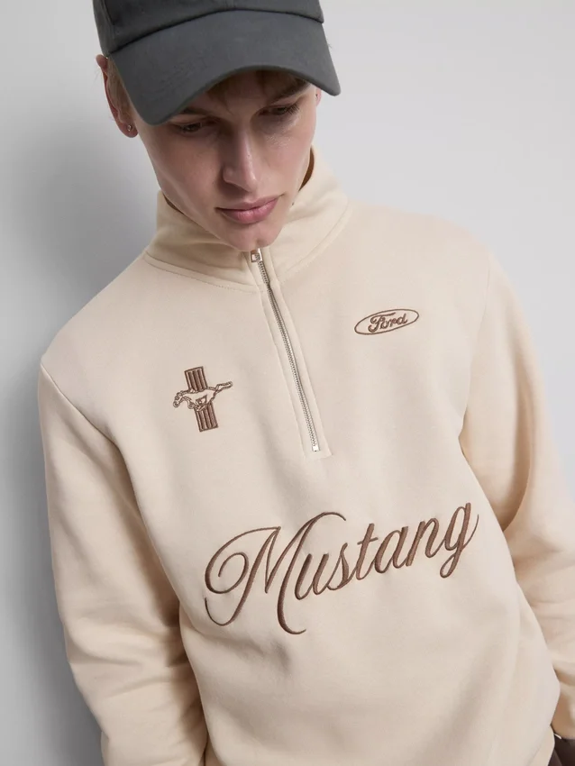 Ford Mustang Sweatshirt mit halbem Reissverschluss