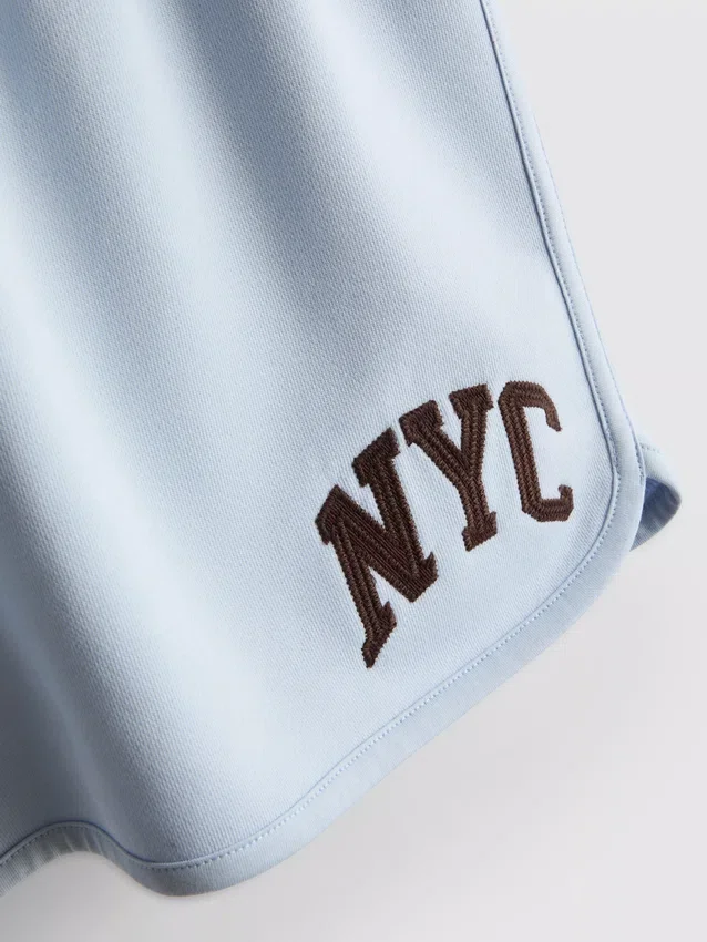 Freizeitshorts aus baumwollreichem Stoff im NYC-Stil