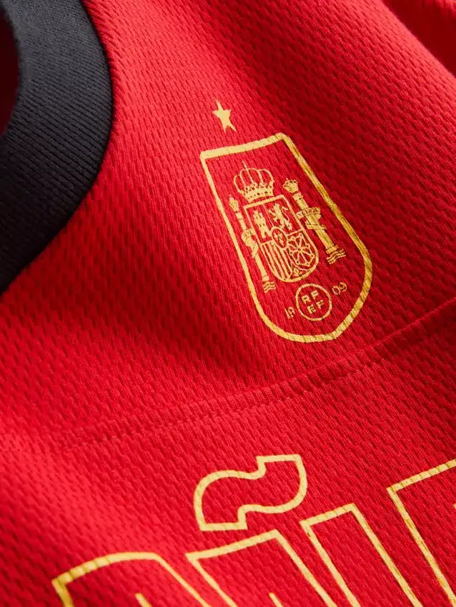 Fussball-Hemd mit Spanien-Motiv