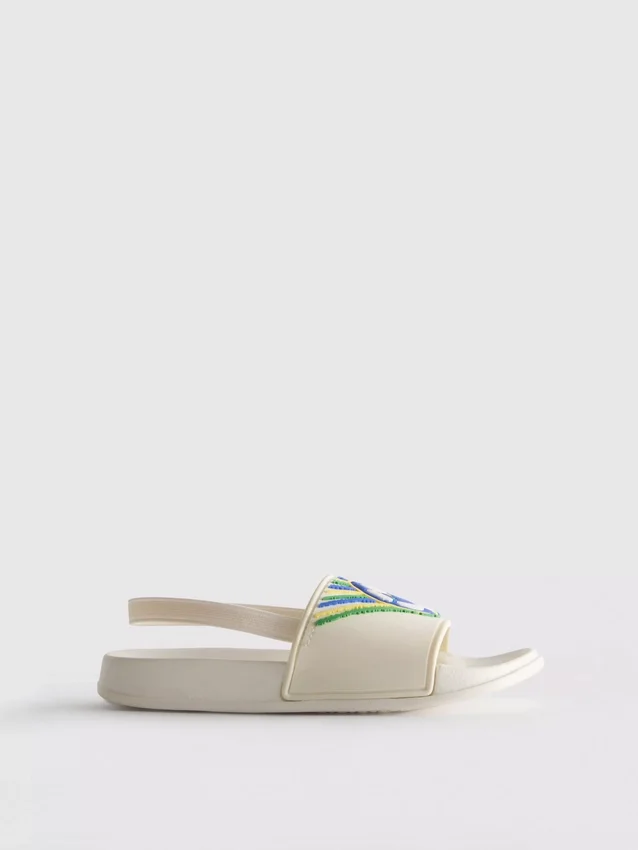 Fussball-Slider-Sandalen