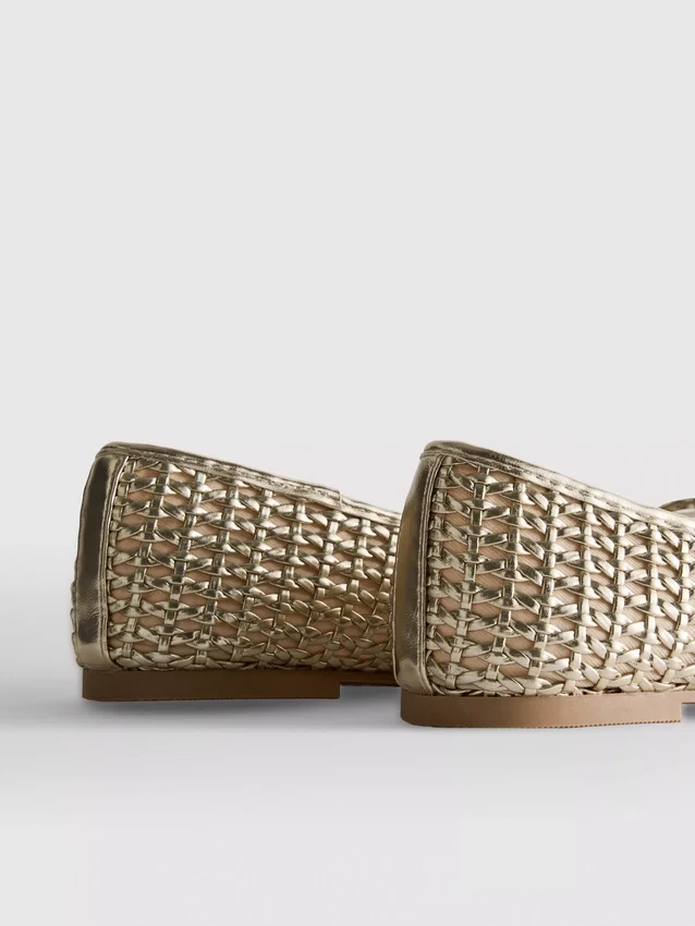 Geflochtene flache Schuhe für Ballerinas