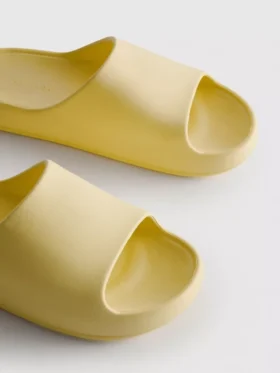 Geformte Pool-Slides