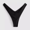 Gerafftes Bikini-Hösli im String-Stil
