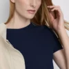 Geripptes, figurbetontes Mini-T-Shirt-Kleid