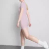 Geripptes, figurbetontes Mini-T-Shirt-Kleid