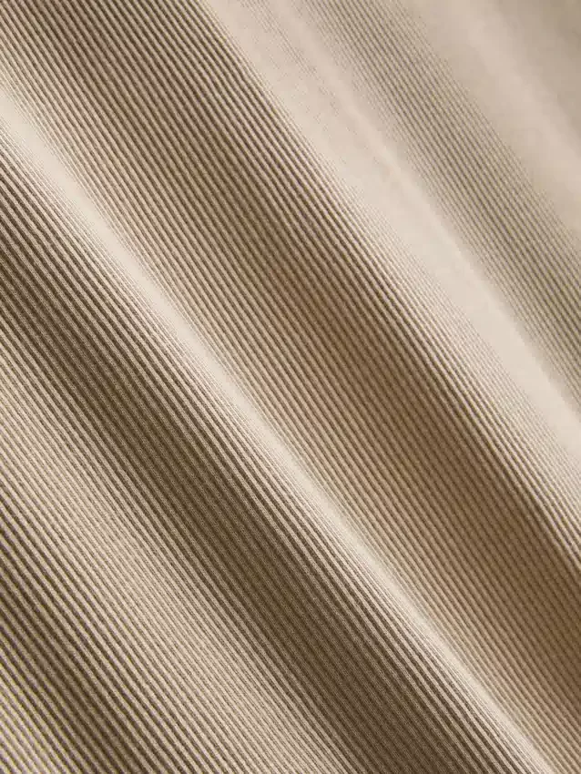 Geripptes Hemd