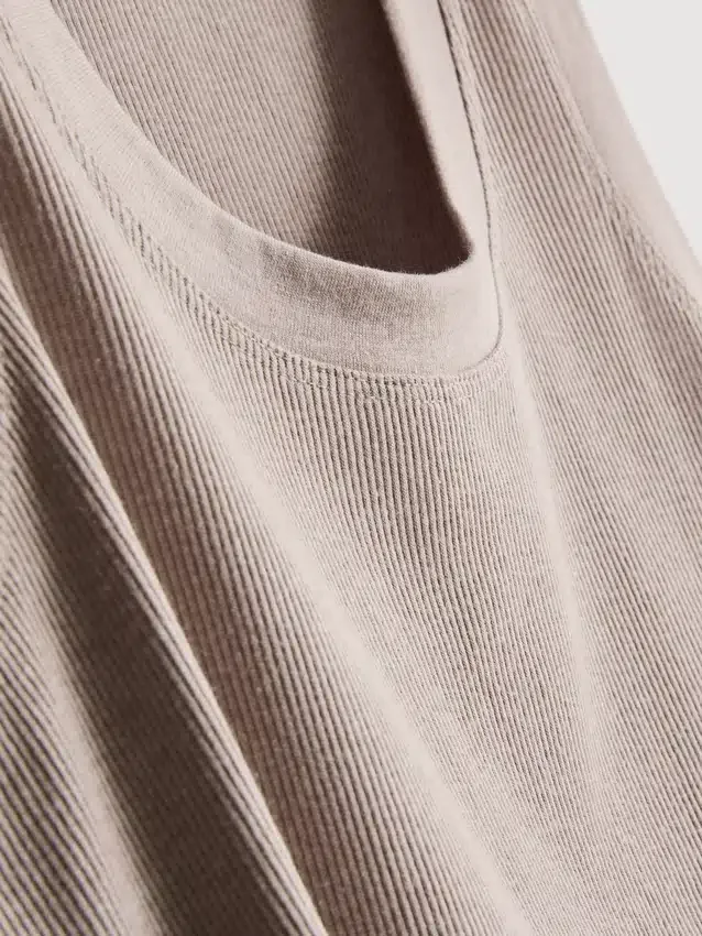Geripptes Tanktop aus Baumwollmischung