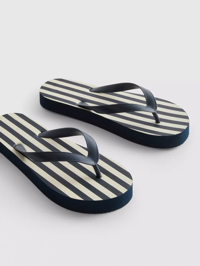 Gestreifte Flatform-Flip-Flops