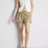 Gestreifte Oxford-Shorts mit hoher Taille